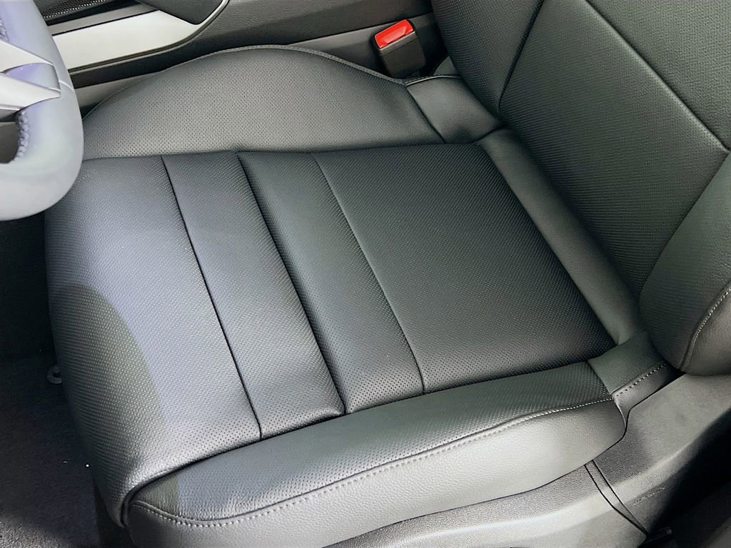 New 2026 Porsche Cayenne image 22