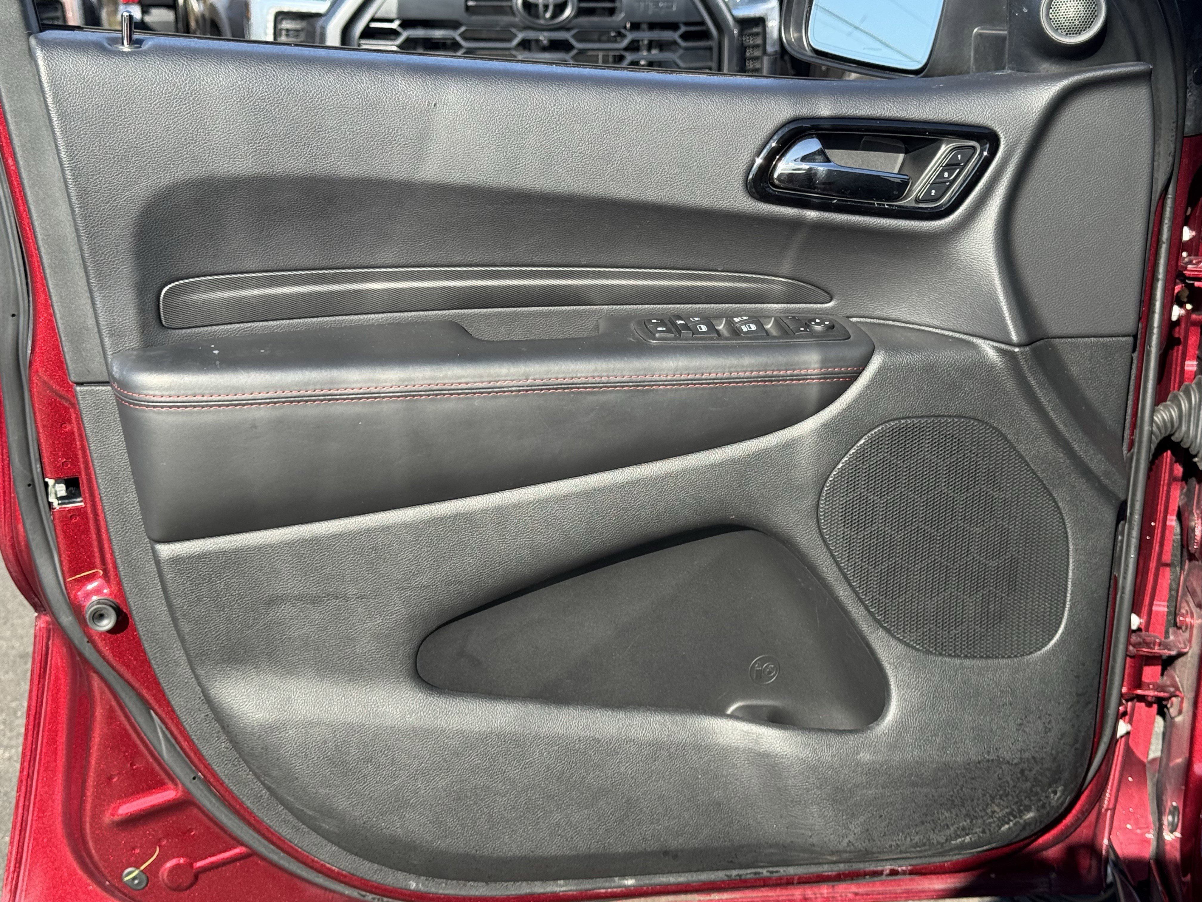 Used 2023 Dodge Durango GT image 23