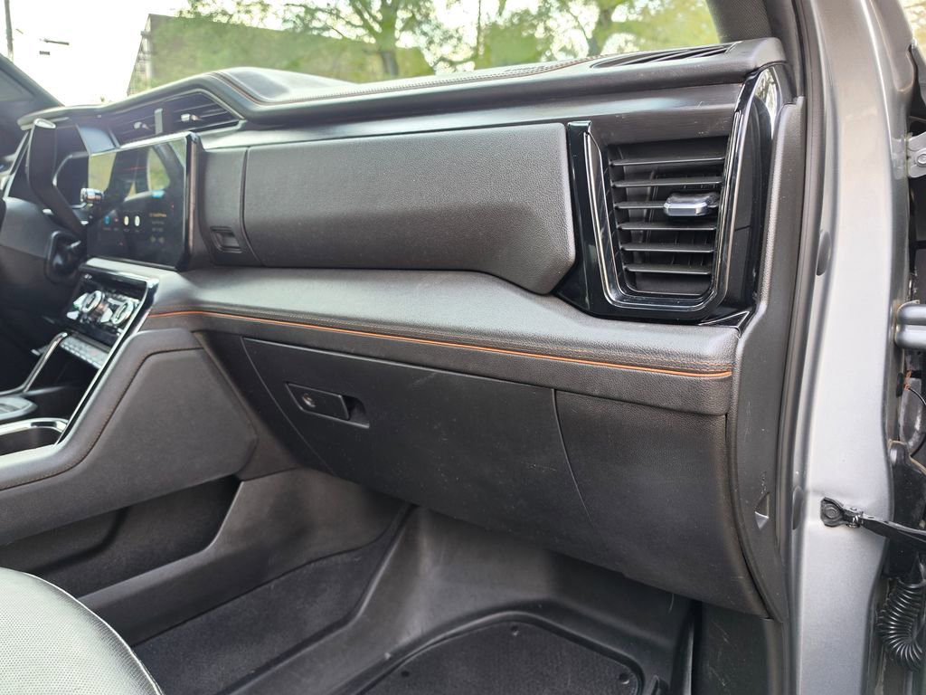 Used 2024 GMC Sierra 2500 AT4 w/ AT4 Preferred Package image 58