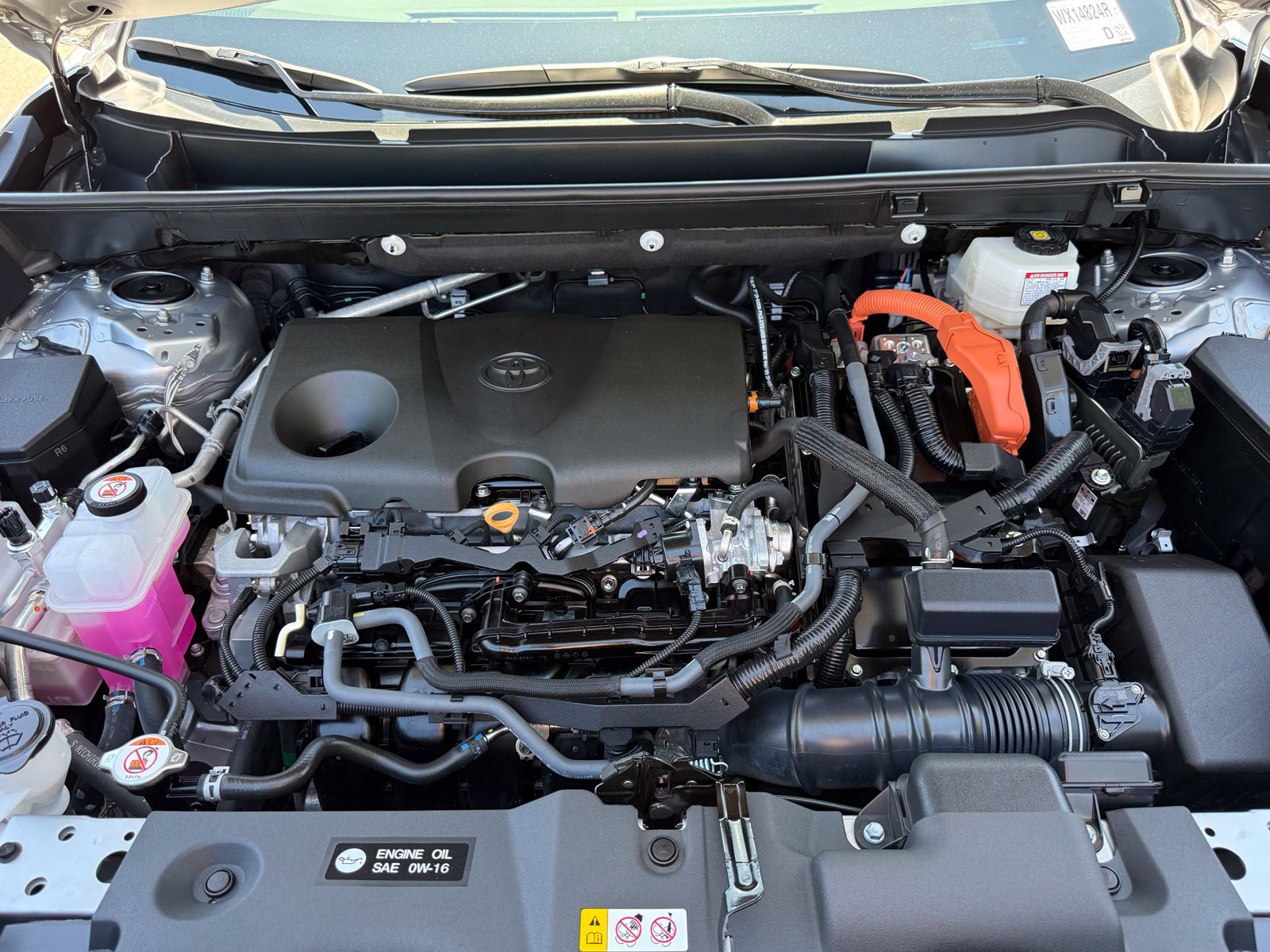 Used 2025 Toyota RAV4 LE AWD/4WD image 31