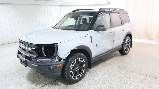 Used 2021 Ford Bronco Sport Outer Banks image 2