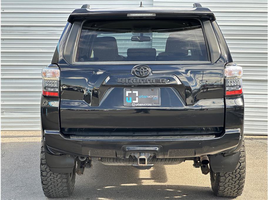 Used 2019 Toyota 4Runner SR5 Premium image 11