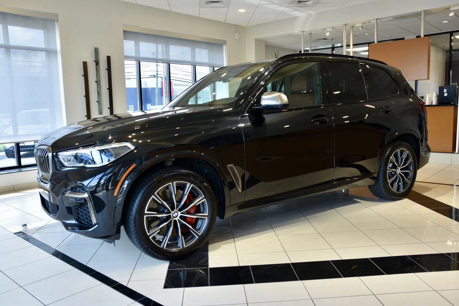 Used 2023 BMW X5 M50i w/ Executive Package AWD/4WD image 3