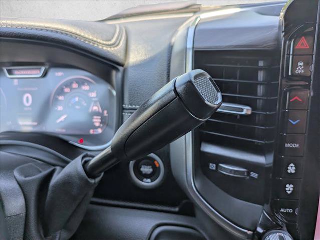 Used 2026 RAM 3500 Laramie AWD/4WD image 12