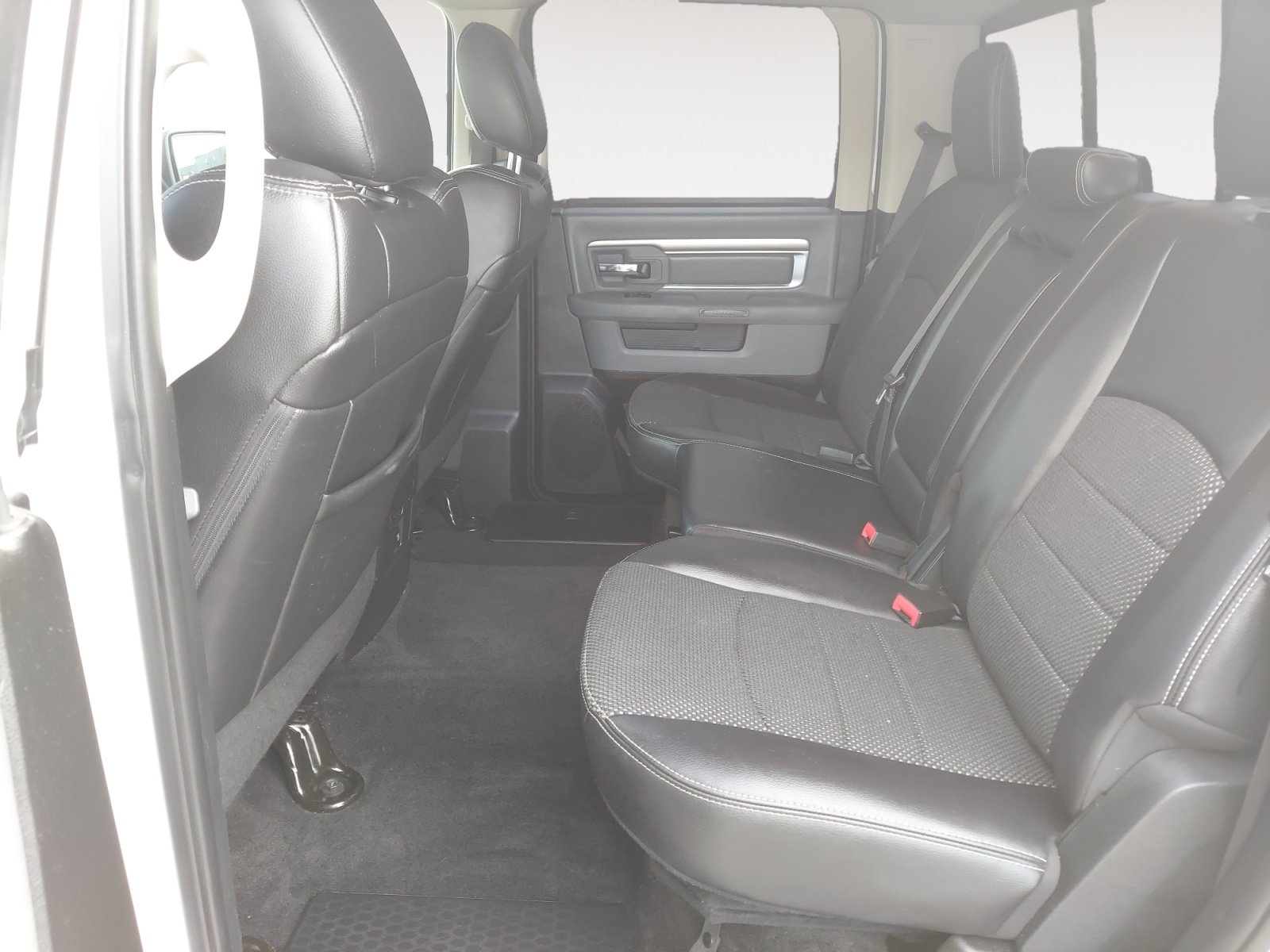 Used 2017 RAM 1500 Lone Star RWD image 24