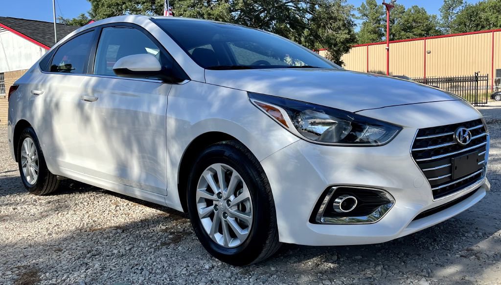Used 2021 Hyundai Accent SEL w/ Cargo Package image 4