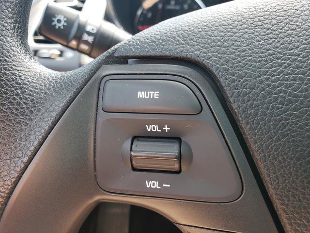 Certified 2018 Kia Forte LX FWD image 26