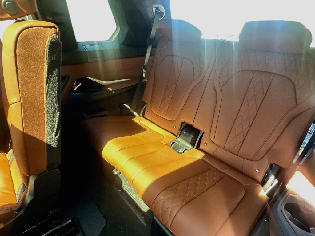 New 2027 BMW X7 M60i AWD/4WD image 29