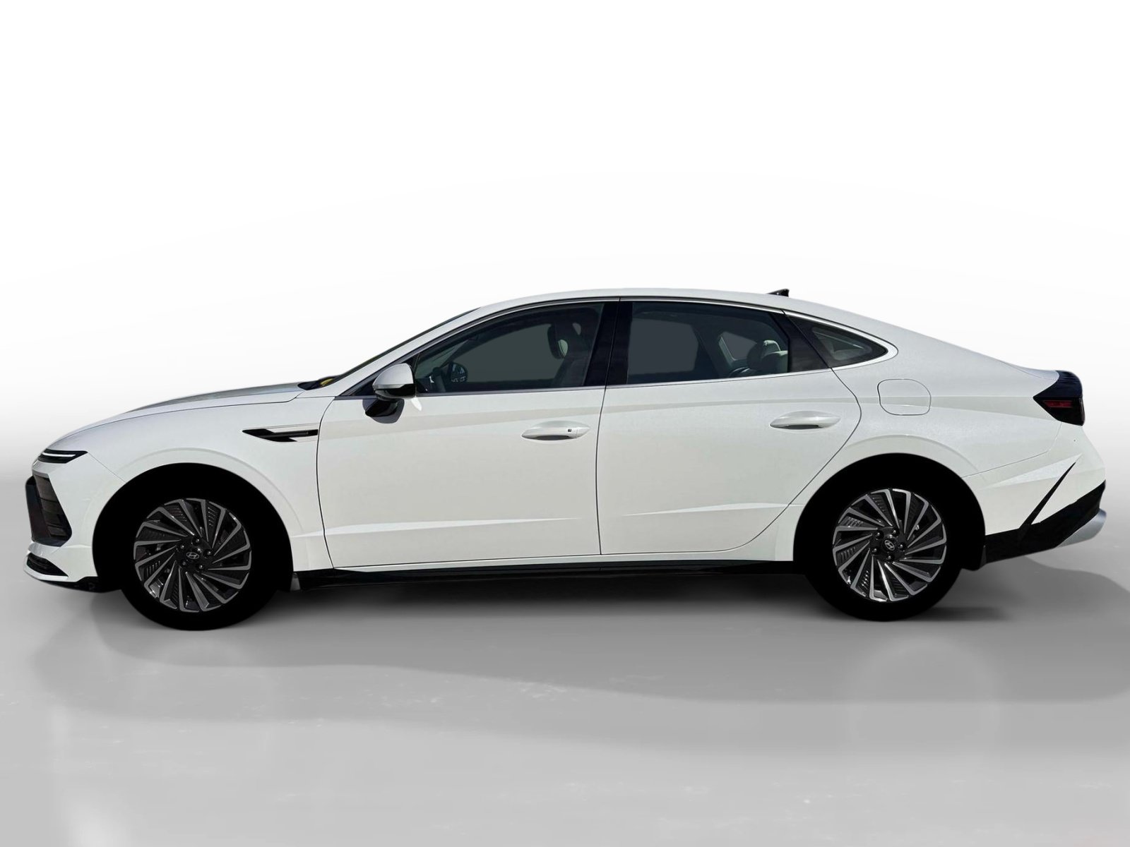 New 2026 Hyundai Sonata SEL FWD image 3