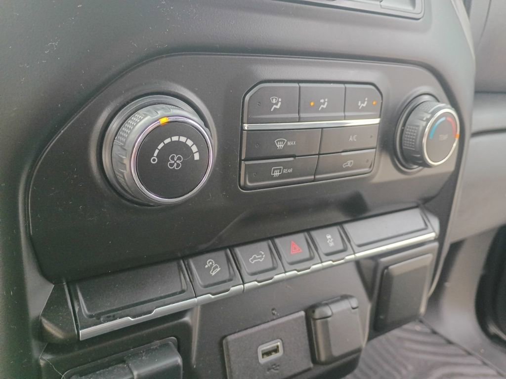 Used 2020 Chevrolet Silverado 1500 Custom Trail Boss w/ Custom Convenience Package image 28