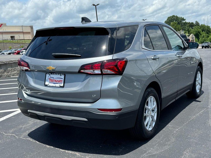 Used 2024 Chevrolet Equinox LT w/ LPO, Floor Liner Package FWD image 3