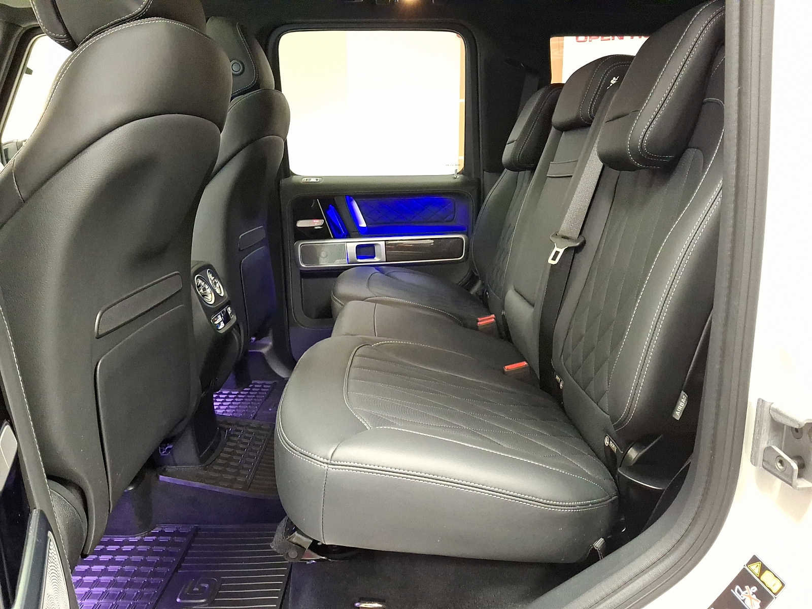 Used 2023 Mercedes-Benz G 550 image 10