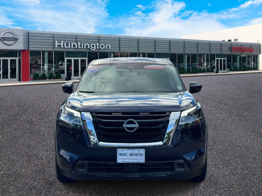 Used 2022 Nissan Pathfinder S AWD/4WD image 2