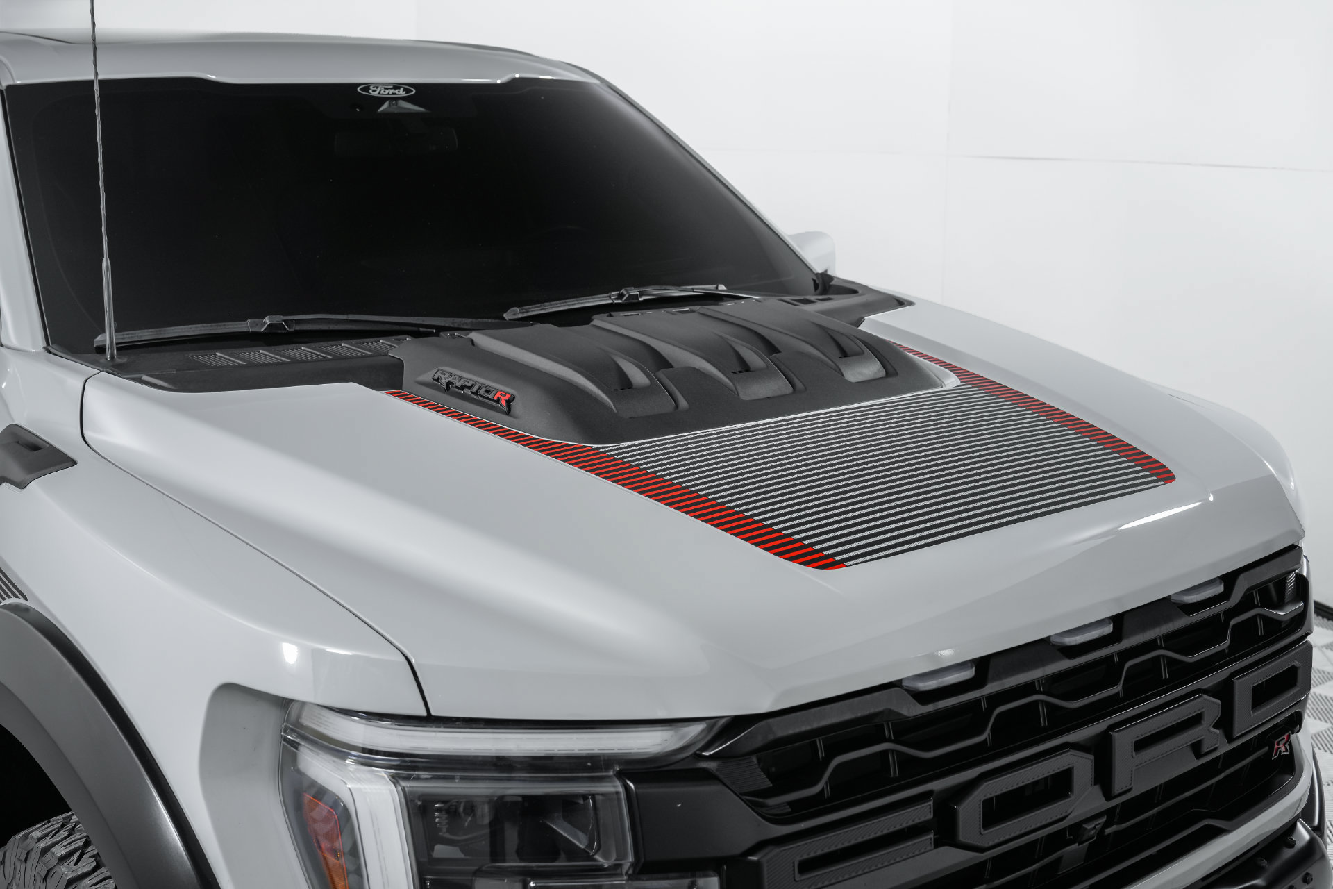 Used 2024 Ford F150 Raptor w/ Equipment Group 803A Raptor R AWD/4WD image 82