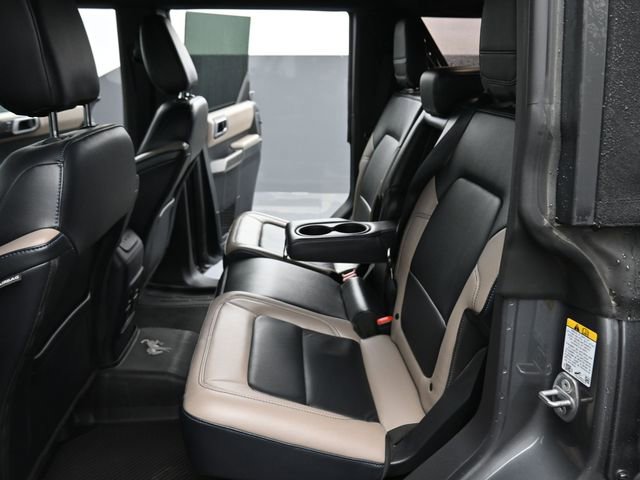 Used 2023 Ford Bronco Wildtrak image 10