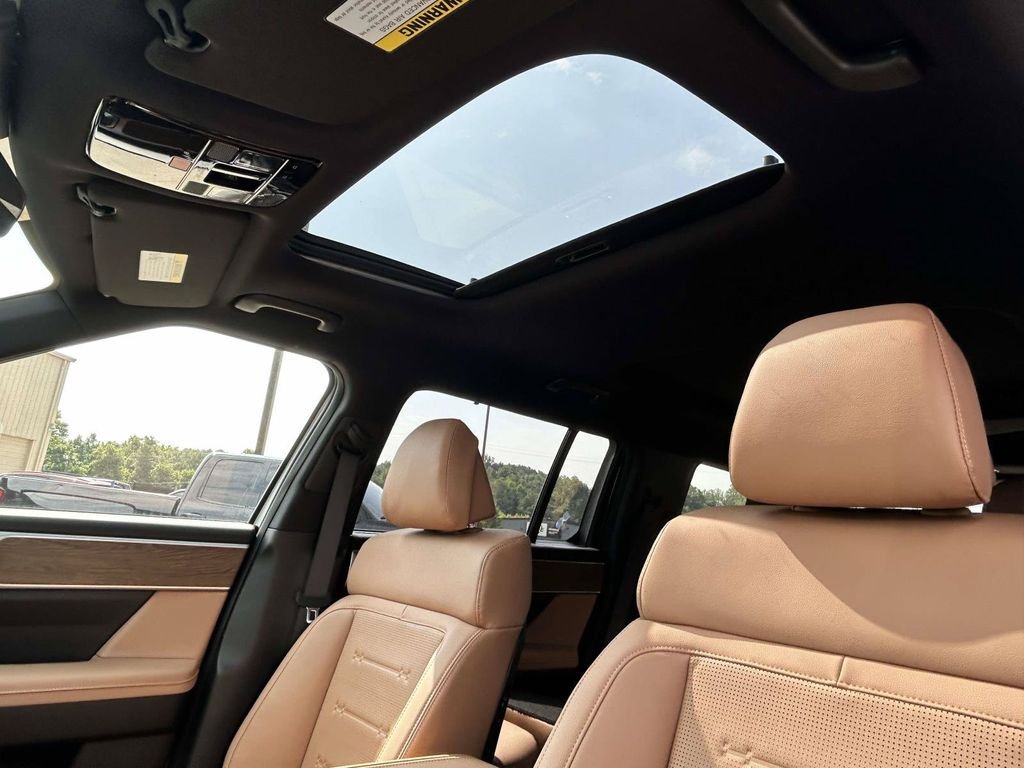 New 2027 Hyundai Santa Fe Limited FWD image 17