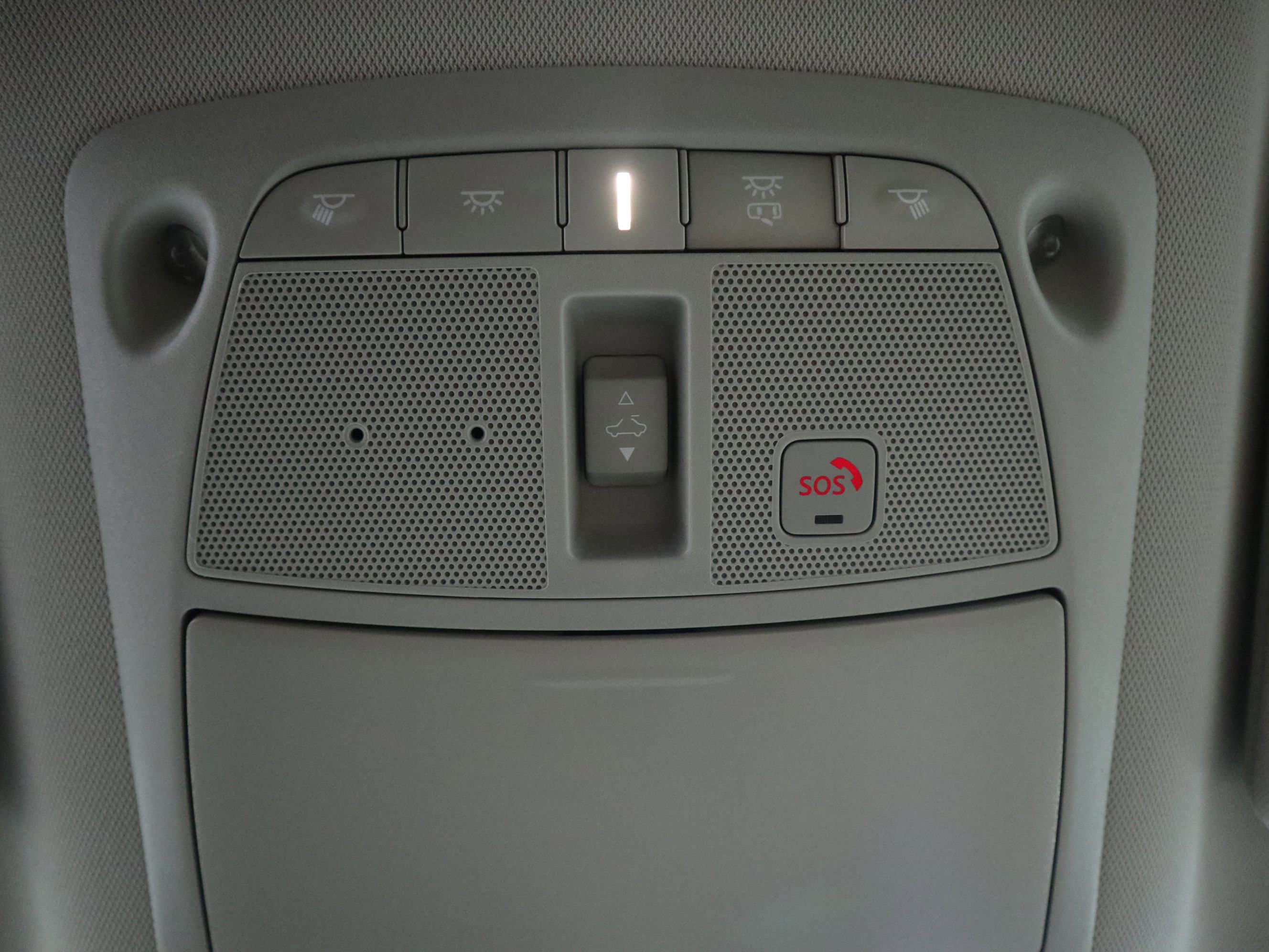 Used 2019 Nissan Pathfinder Platinum AWD/4WD image 39