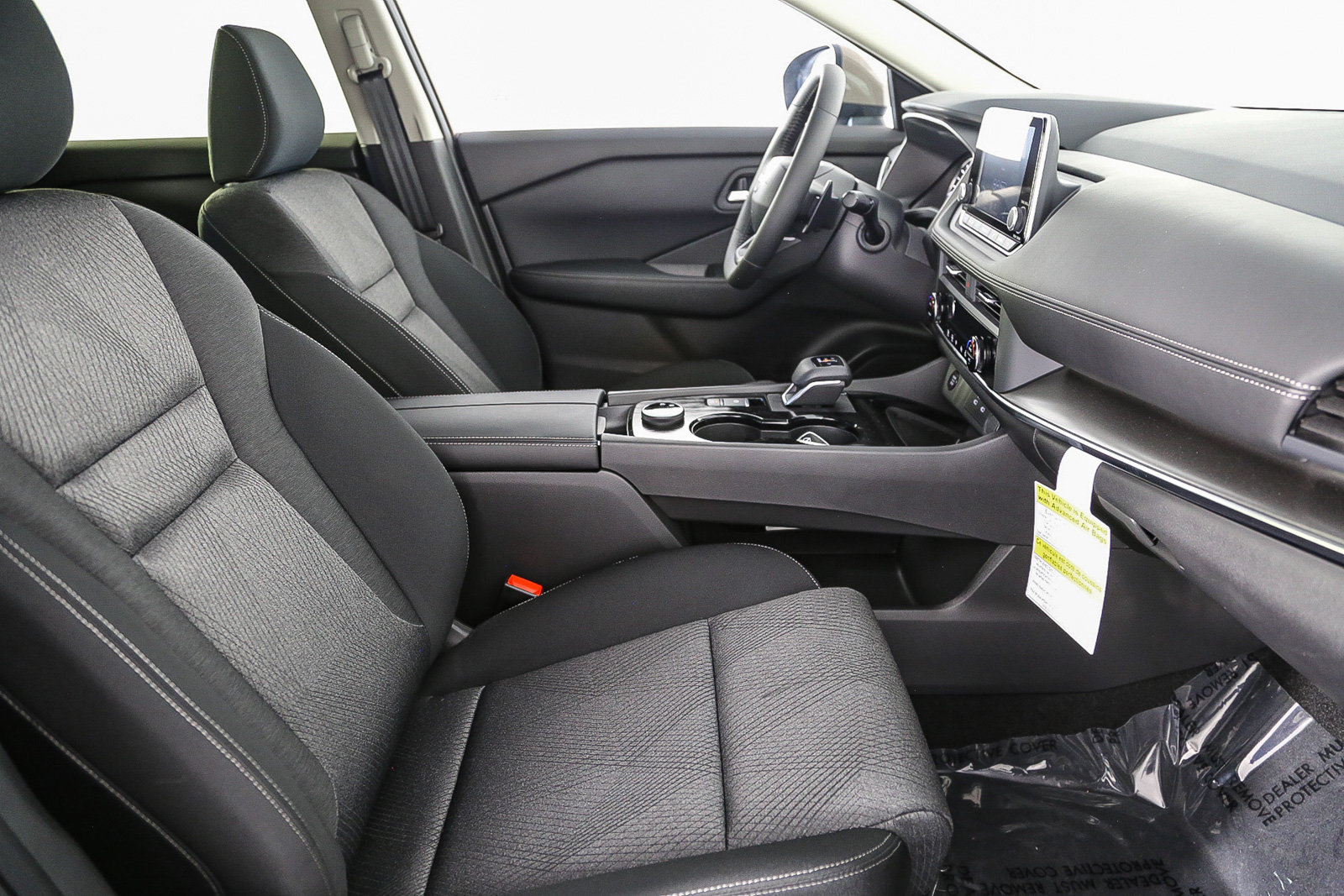 New 2025 Nissan Rogue SV AWD/4WD image 18