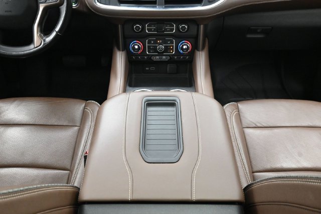 Used 2023 Chevrolet Tahoe High Country AWD/4WD image 25