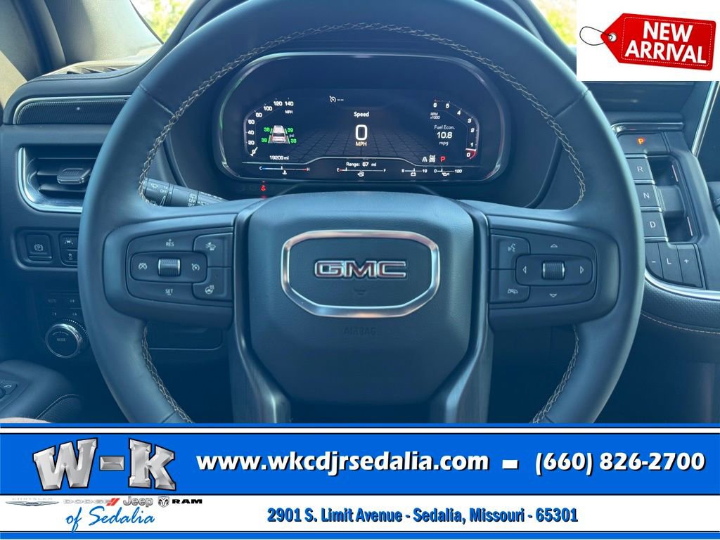 Used 2024 GMC Yukon AT4 AWD/4WD image 14