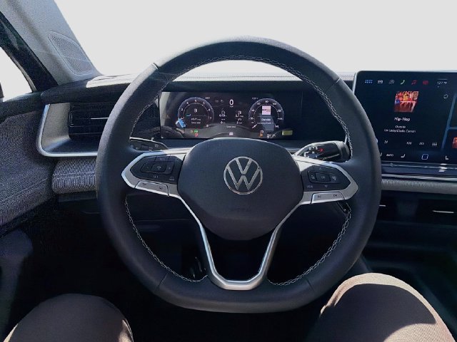 New 2026 Volkswagen Tiguan S AWD/4WD image 11