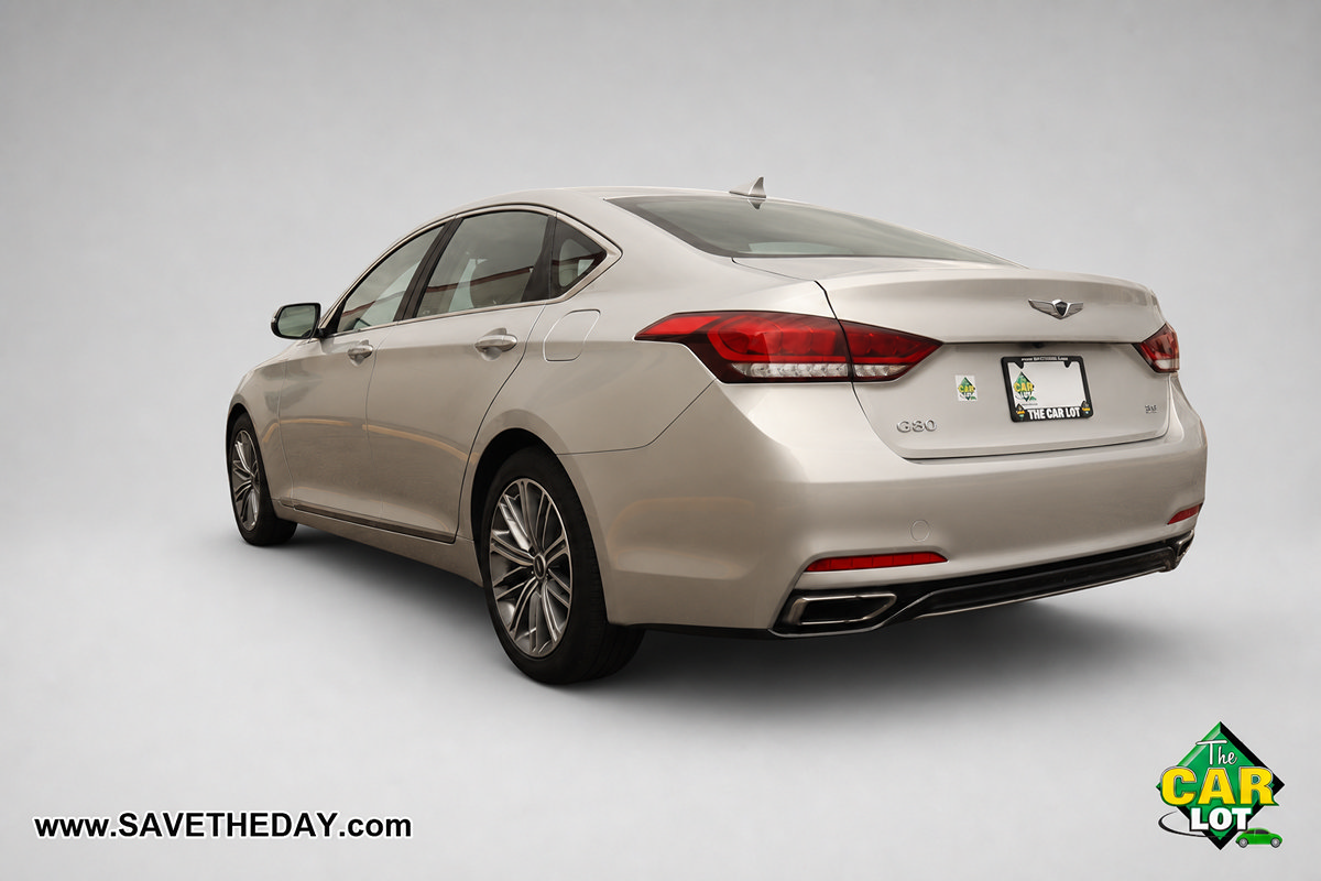 Used 2018 Genesis G80 3.8 RWD image 6