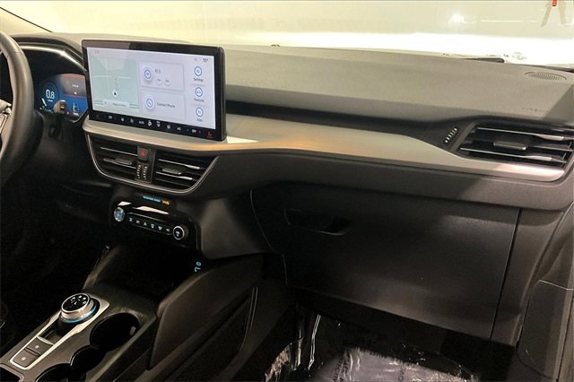 Used 2023 Ford Escape Platinum image 25