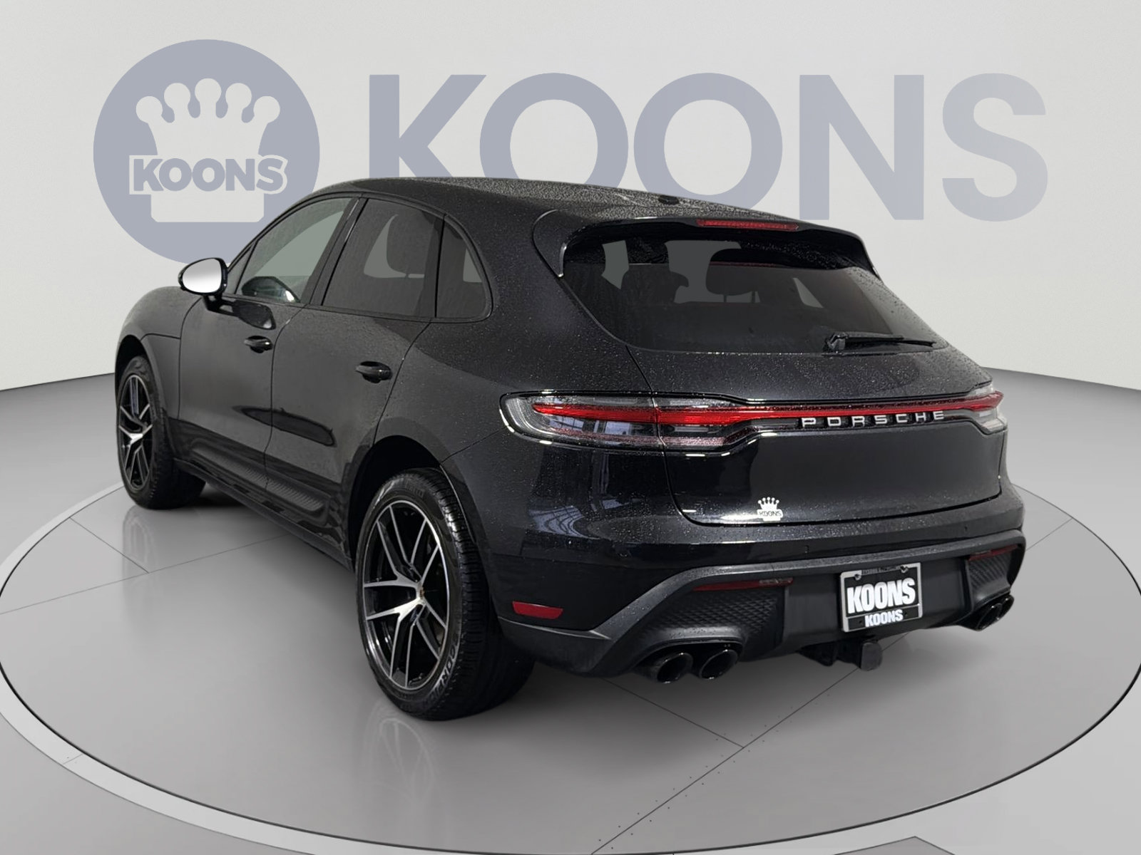 Used 2024 Porsche Macan Turbo AWD/4WD image 4