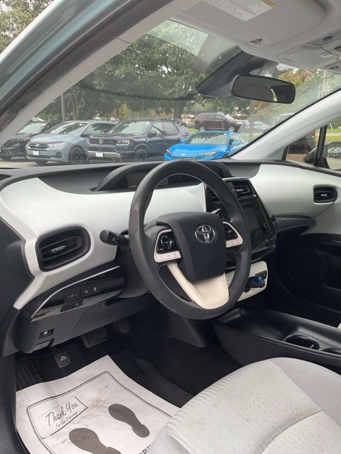 Used 2018 Toyota Prius Two w/ Prius Two Safety Plus Package FWD image 10
