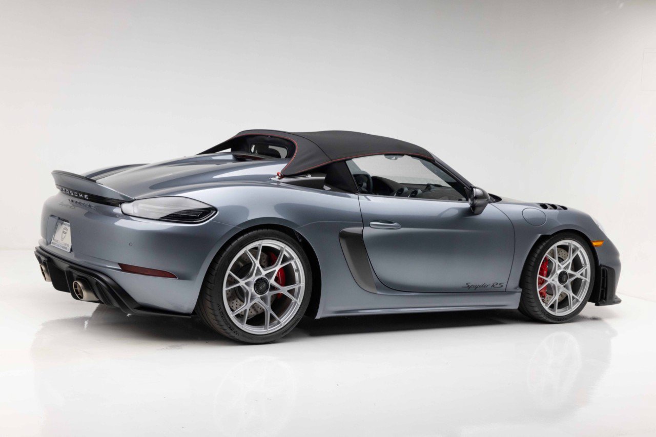 Used 2024 Porsche 718 Boxster Spyder RS RWD image 39