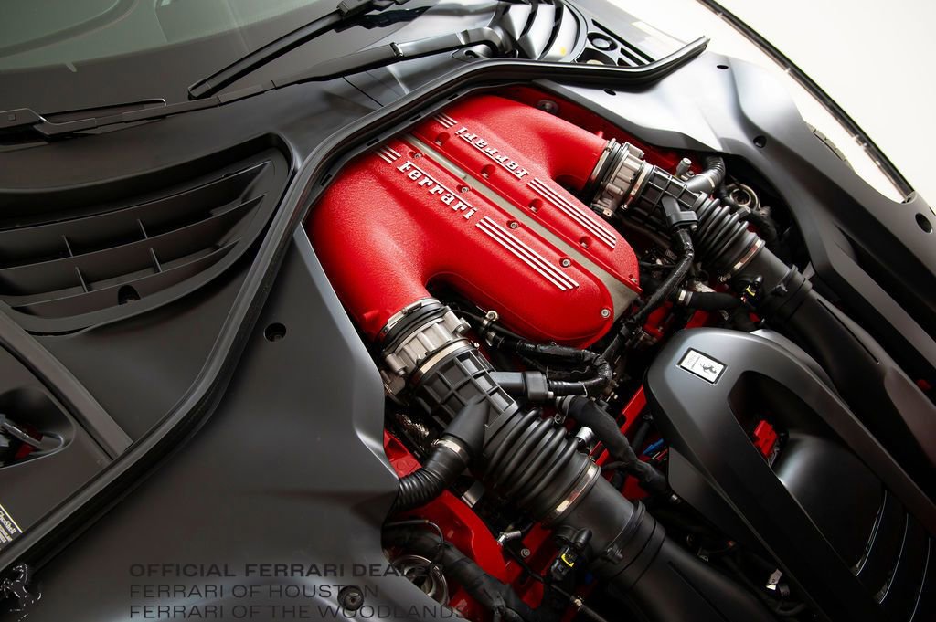 Used 2025 Ferrari 12Cilindri image 28
