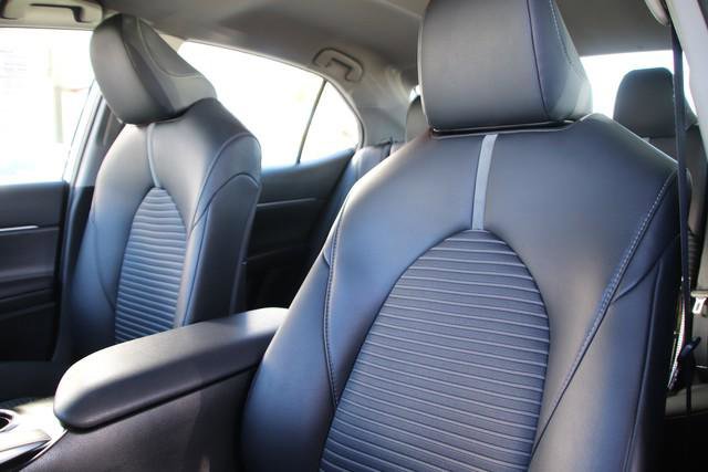 Certified 2019 Toyota Camry SE FWD image 15
