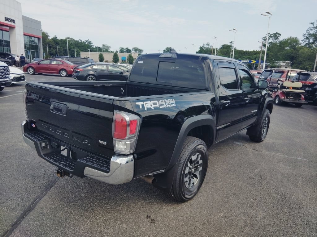Certified 2023 Toyota Tacoma TRD Off-Road AWD/4WD image 7