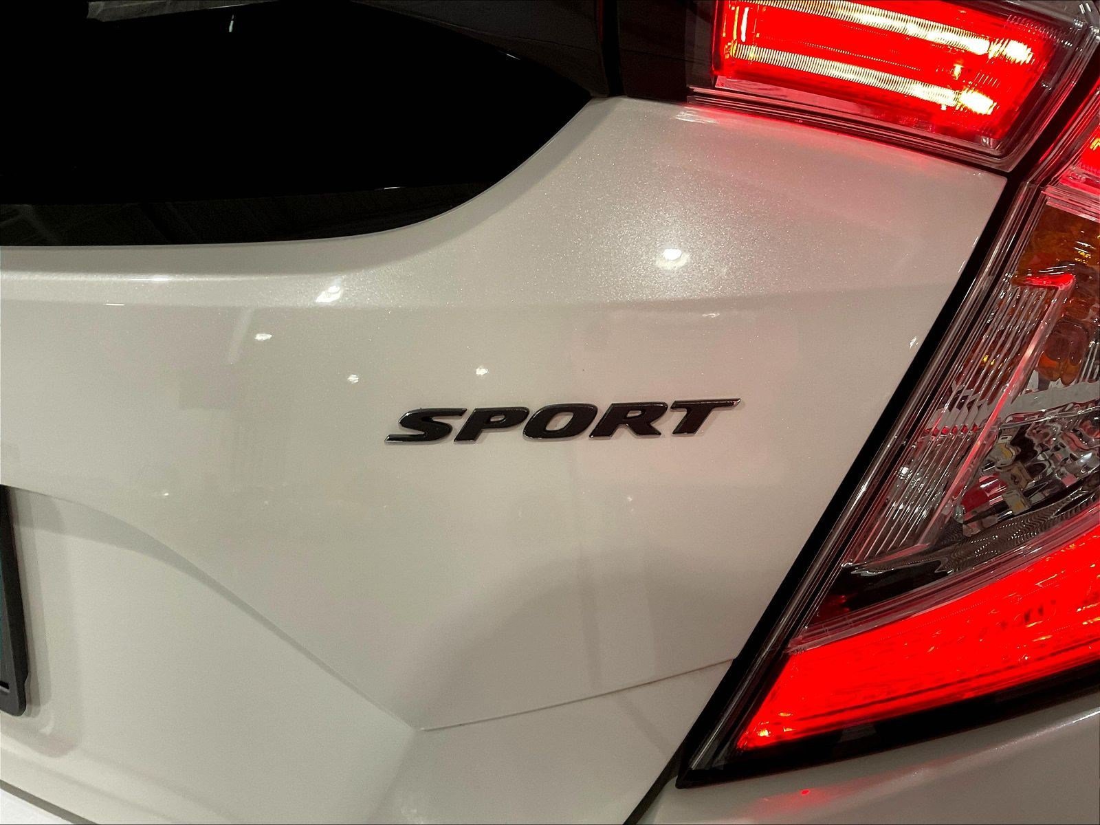 Used 2018 Honda Civic Sport image 22