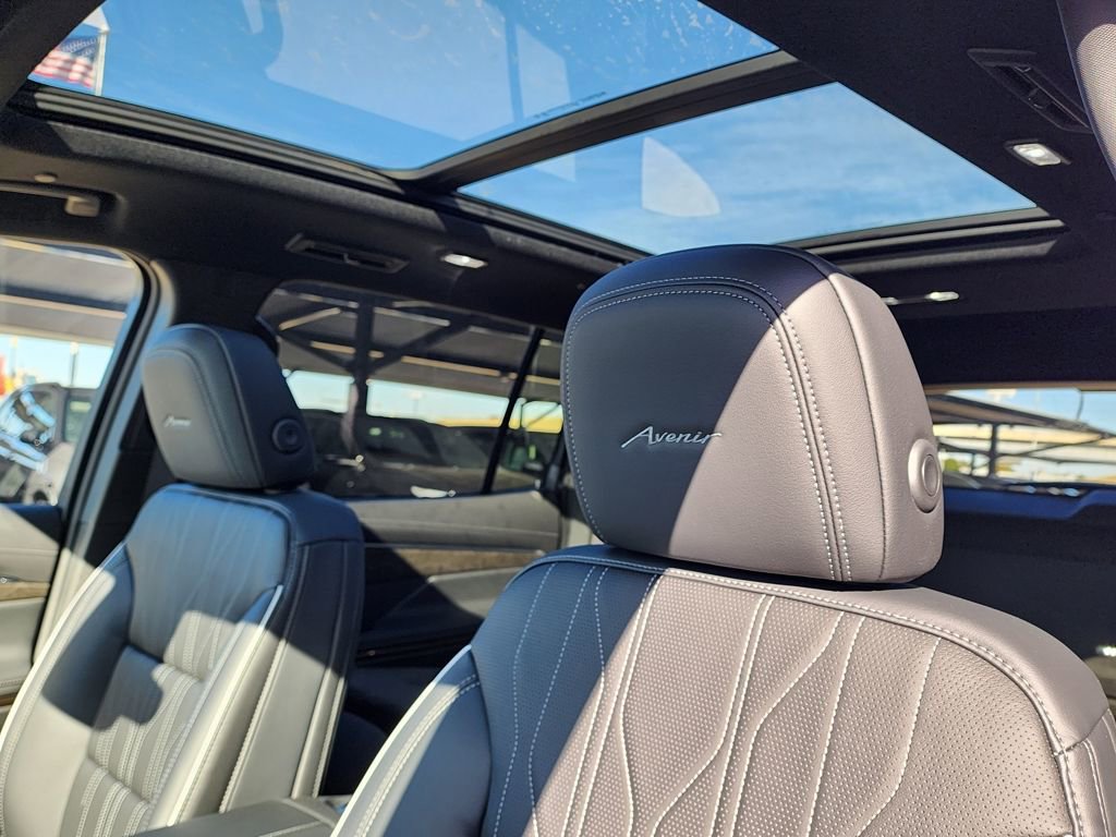 New 2026 Buick Enclave Avenir w/ Super Cruise Package FWD image 17