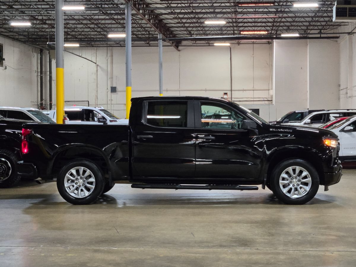 Used 2022 Chevrolet Silverado 1500 Custom RWD image 11