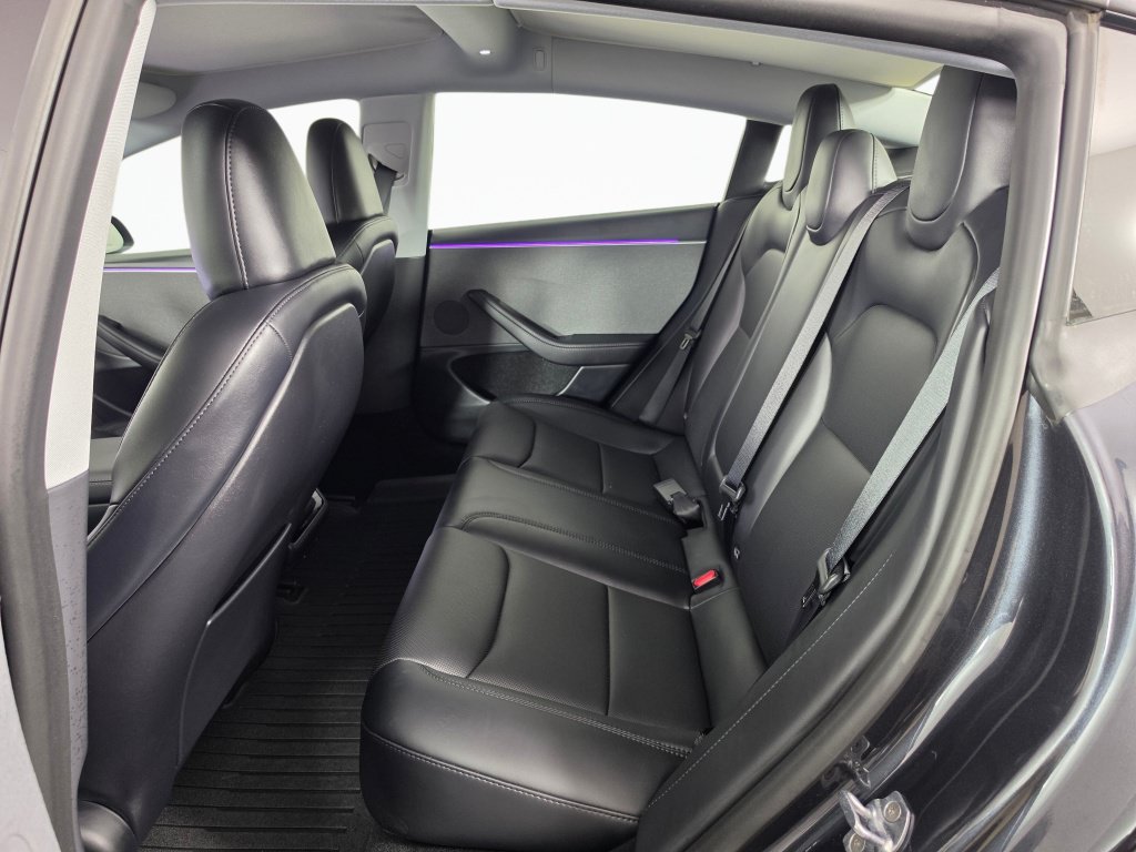 Used 2025 Tesla Model 3 Long Range RWD image 24