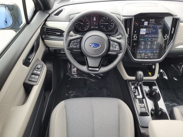 Used 2026 Subaru Forester Premium AWD/4WD image 14