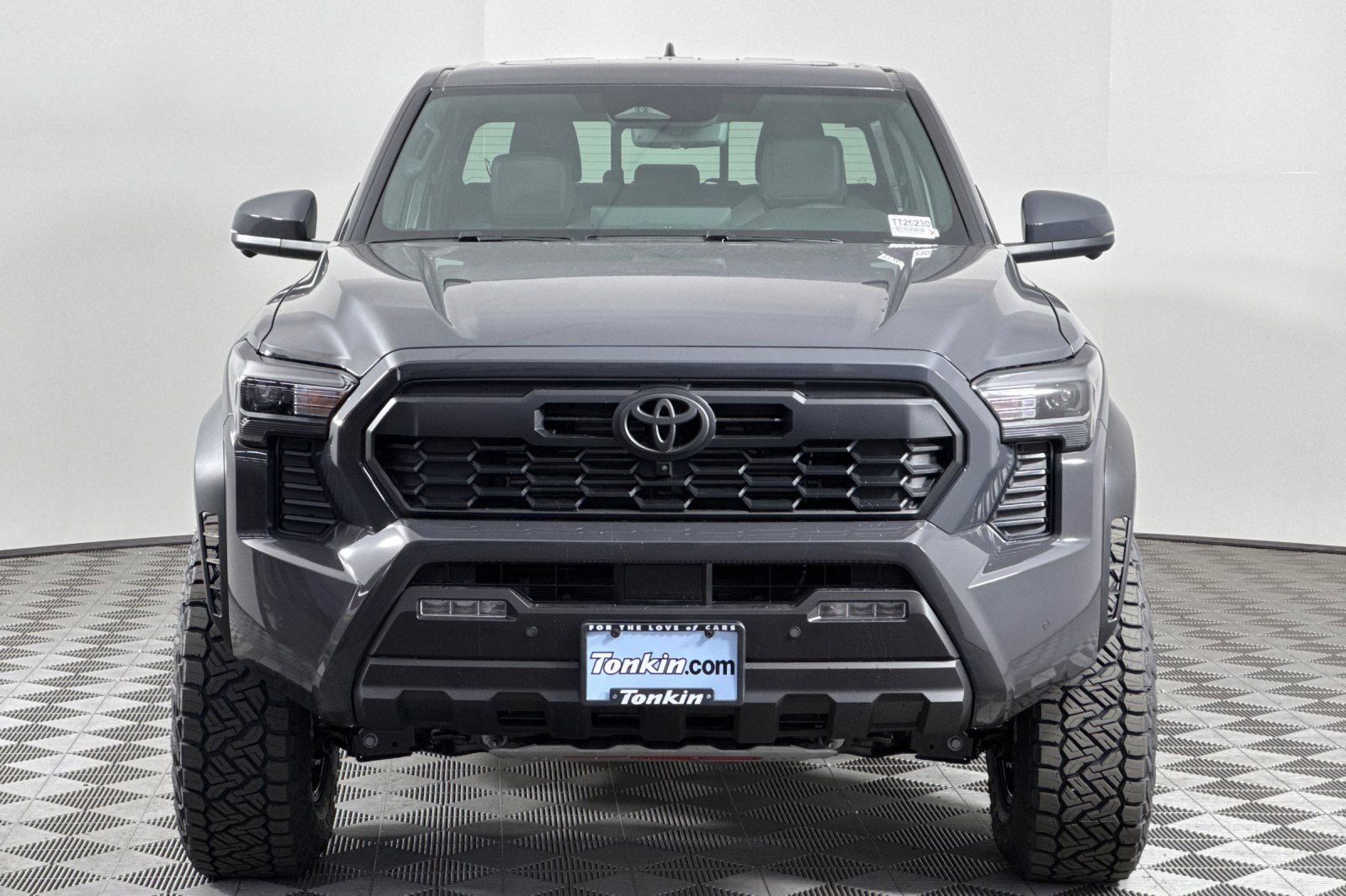 New 2025 Toyota Tacoma TRD Off-Road image 9