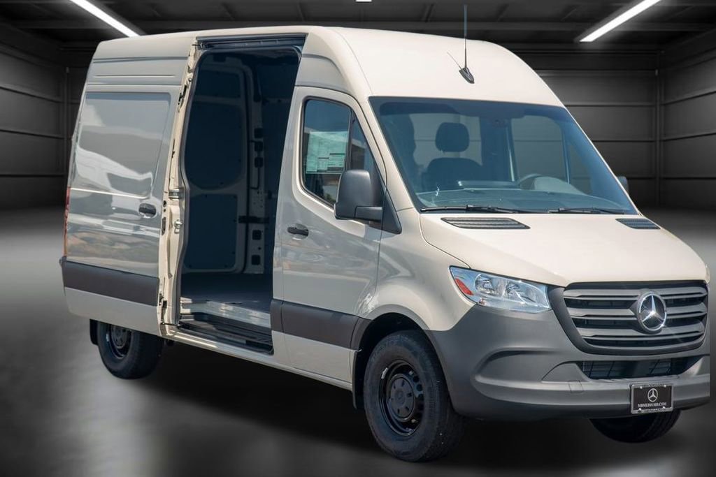 Used 2024 Mercedes-Benz Sprinter 144 Cargo image 8