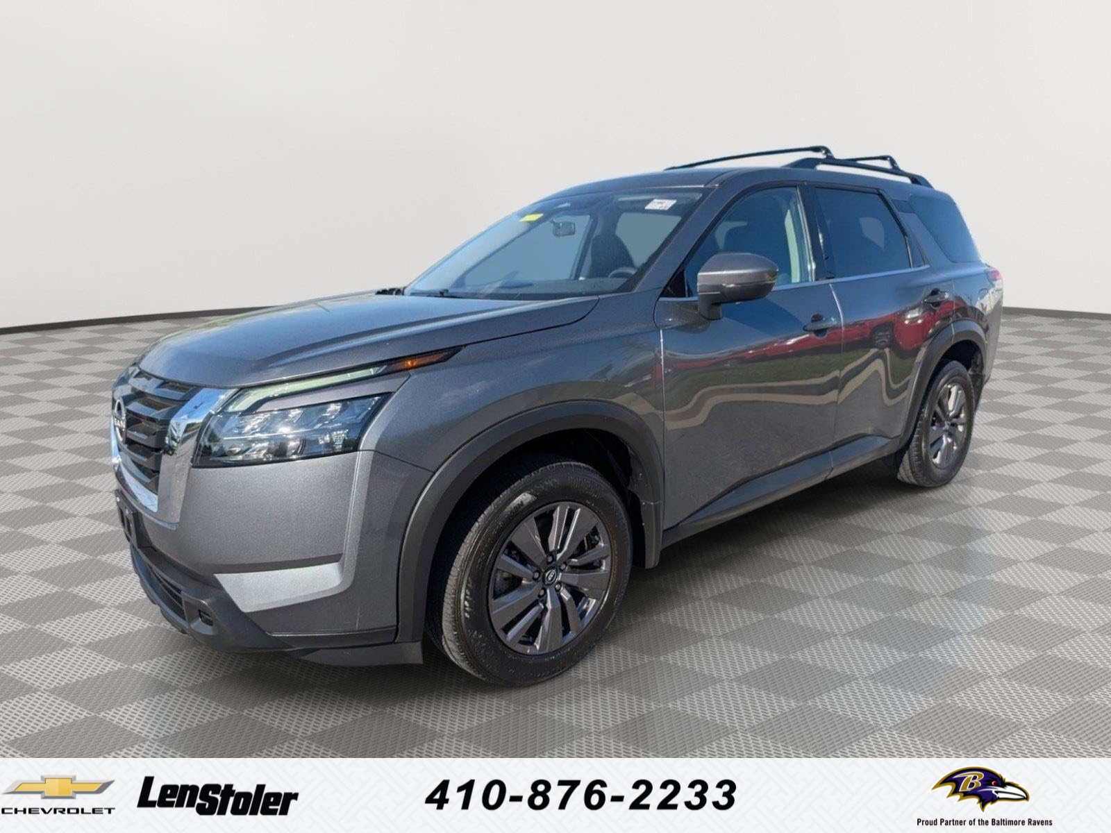 Used 2023 Nissan Pathfinder SV