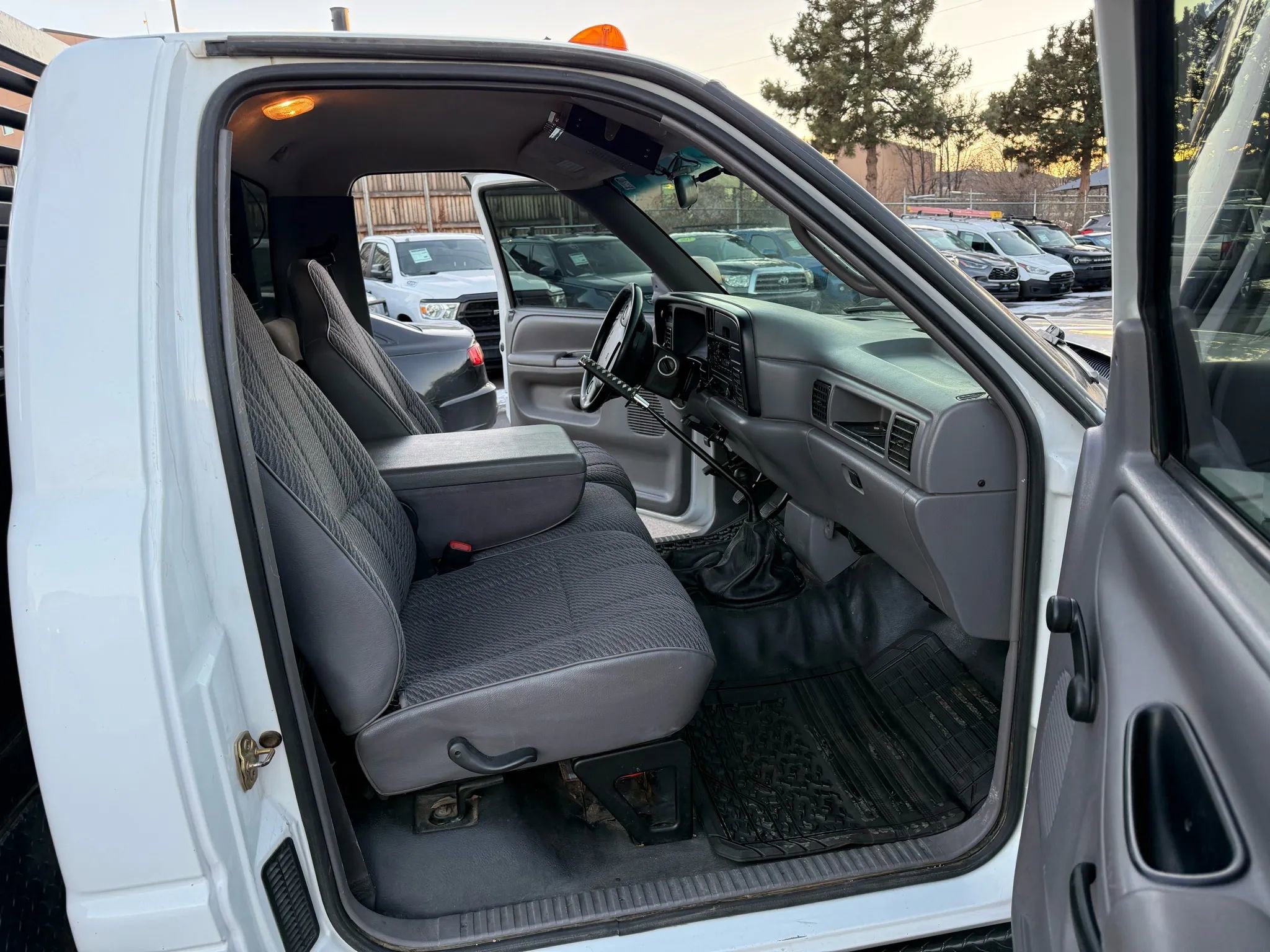 Used 1995 Dodge Ram 3500 Truck 4x4 Regular Cab image 17