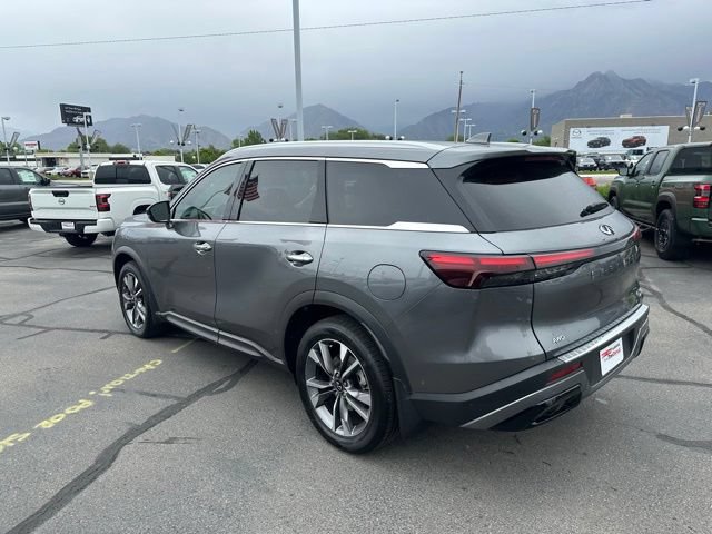Used 2023 INFINITI QX60 Luxe w/ Vision Package AWD/4WD image 8
