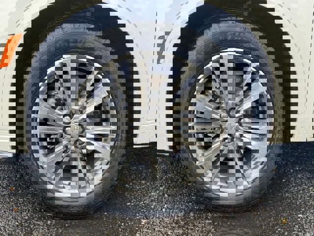 Used 2022 Cadillac XT6 Premium Luxury image 9