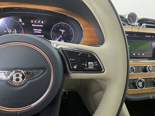 Used 2023 Bentley Bentayga Plug-In Hybrid image 24