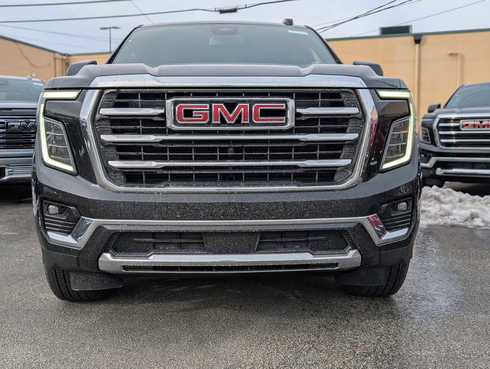 New 2025 GMC Yukon Elevation w/ LPO, Floor Liner Package image 2