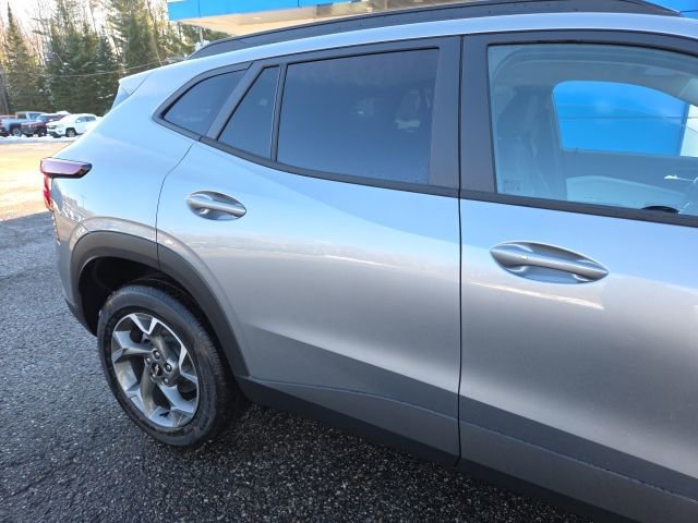New 2026 Chevrolet Trax LT w/ Driver Confidence Package image 27