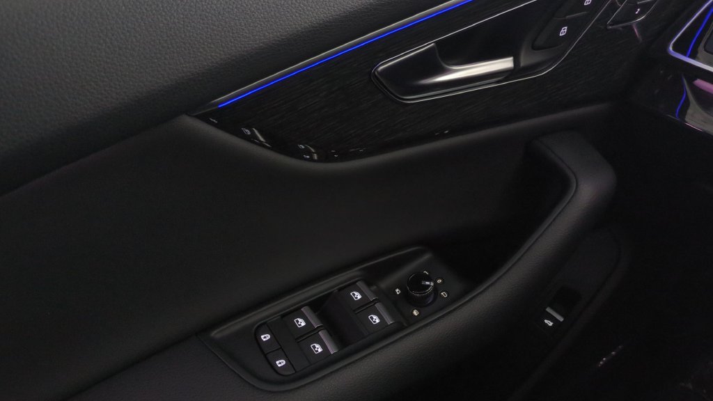 Used 2019 Audi Q8 Premium Plus AWD/4WD image 19