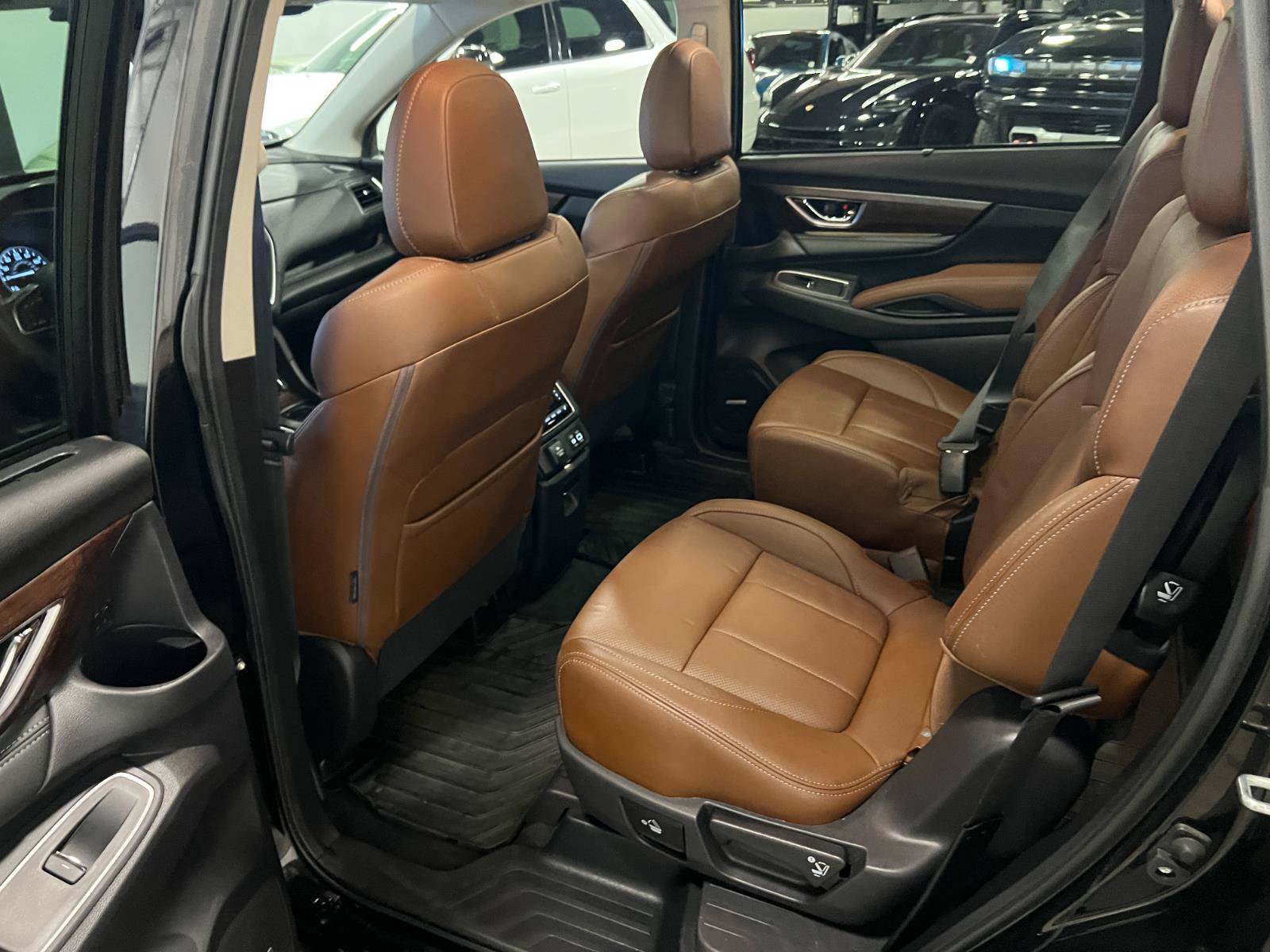 Used 2024 Subaru Ascent Touring AWD/4WD image 30