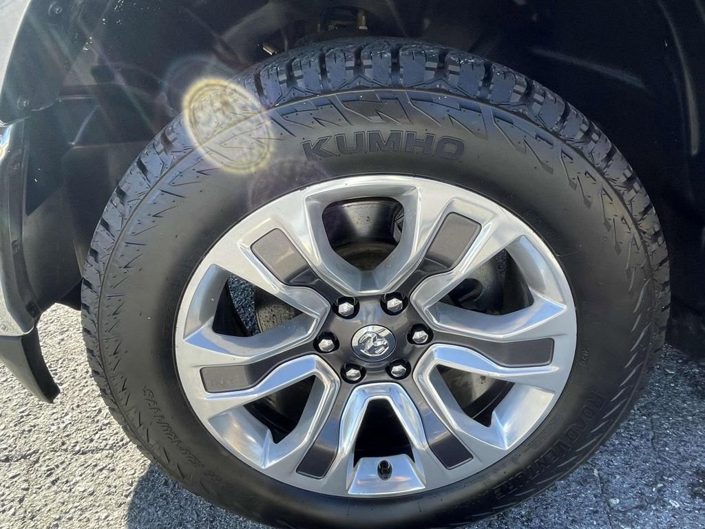 Used 2024 RAM 1500 Limited image 9